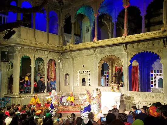Top 12 things to experience in Udaipur, Dharohar Folk Dance pic 2