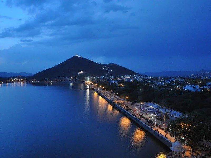 Top 12 things to experience in Udaipur, Fateh Sagar Lake