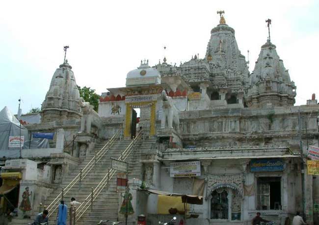 top 12 things to experience in Udaipur, Jagdish Temple