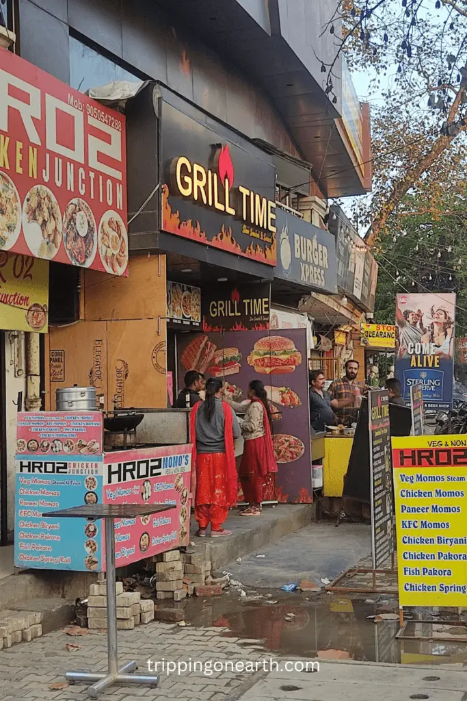 outside Nehru Park Yamuna Nagar quick service restaurants