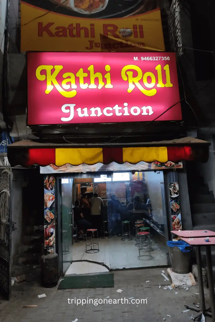 fast food restaurants in model town Yamunanagar kathi roll junction