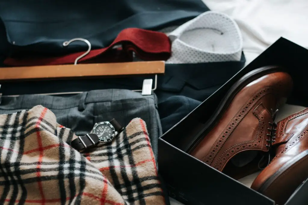 Tips to Pack Your Luggage Efficiently Spread Gear on the Bed