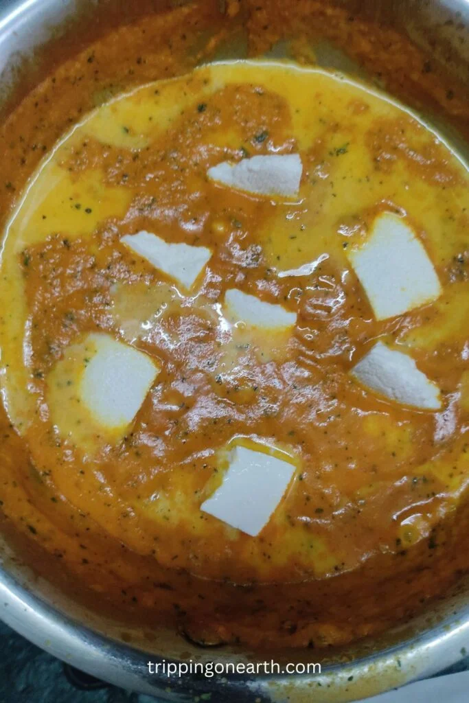 Shahi Paneer (Mughlai Paneer)
