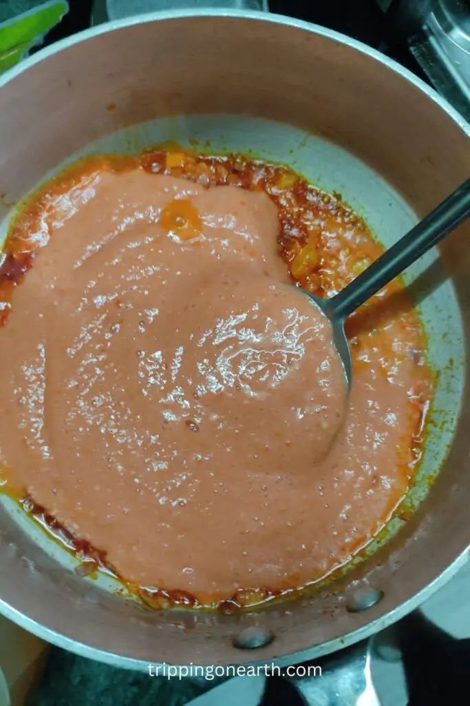 pink sauce pasta, add tomato puree