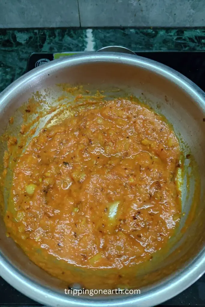 tomato puree on the mixture