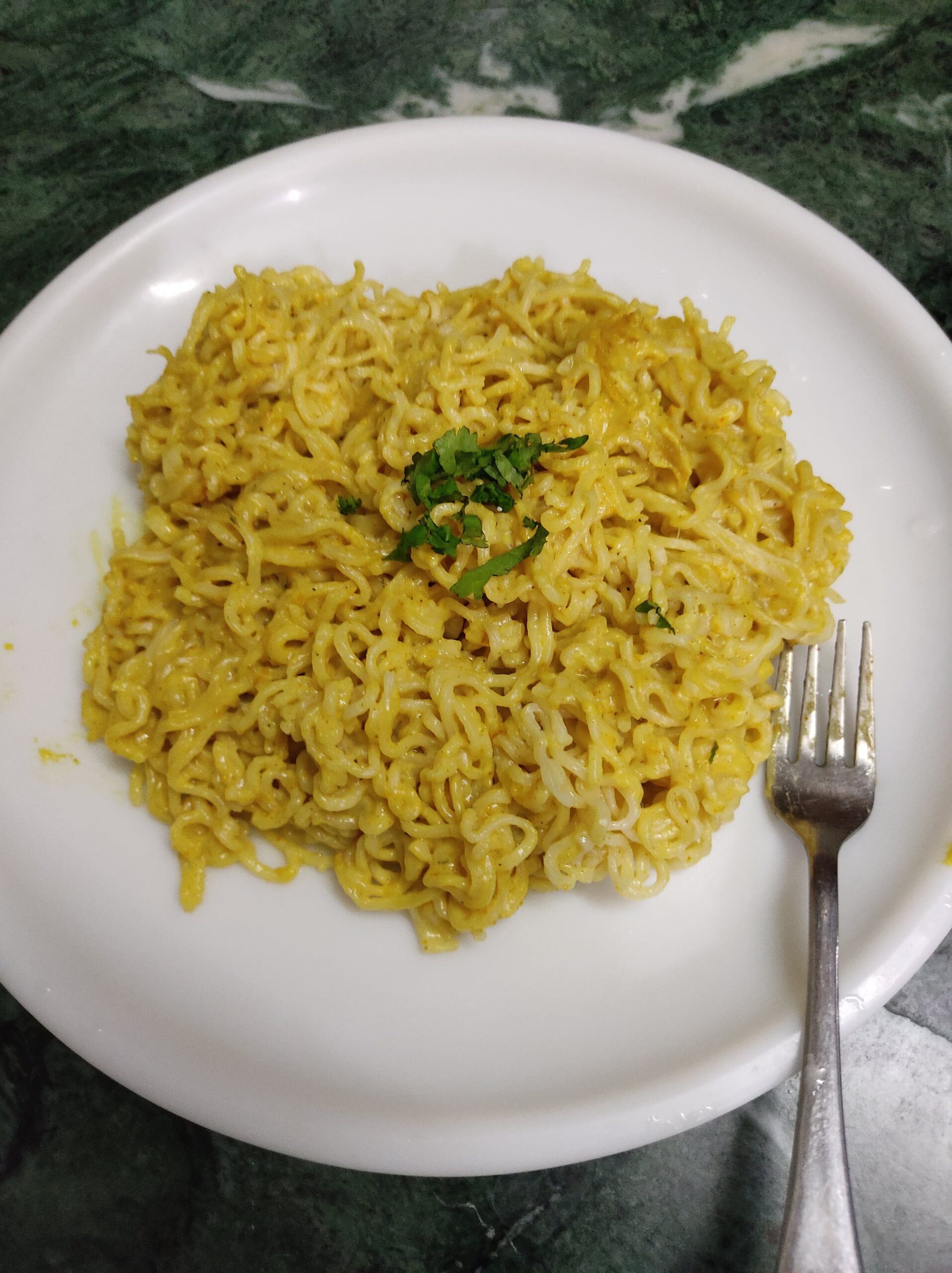 Maggi White Sauce Pasta (Maggi Cheese Pasta) Tripping On Earth