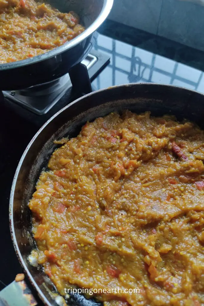 light dinner recipes indian: Baingan ka Bharta