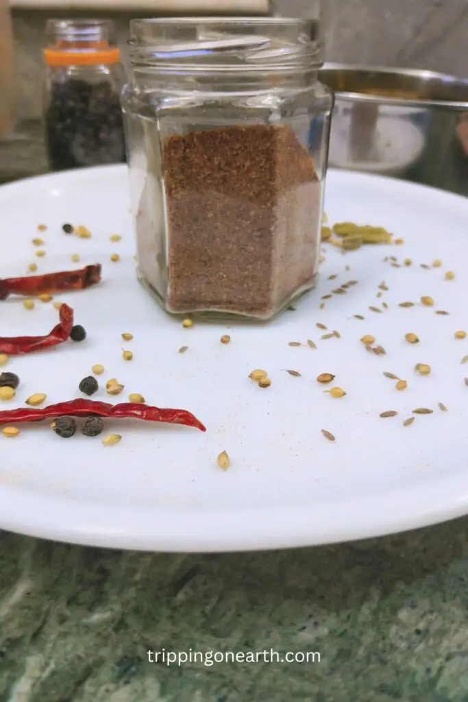 Kadai paneer masala powder in a jar