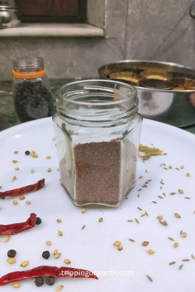 Kadai paneer masala powder in a jar