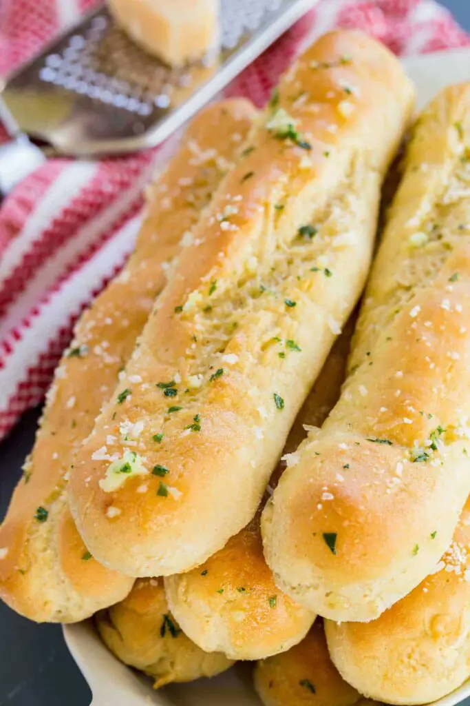 Gluten Free Italian Food Recipes: Gluten-free Garlic Breadsticks