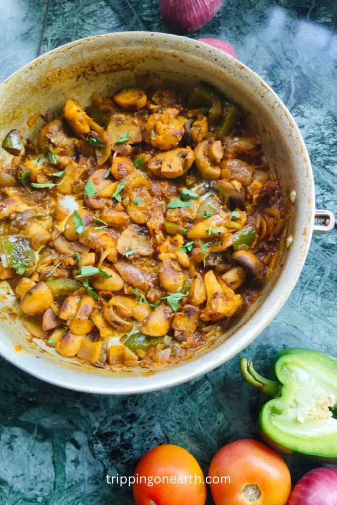 no carb Indian breakfast: cauliflower and mushroom recipe