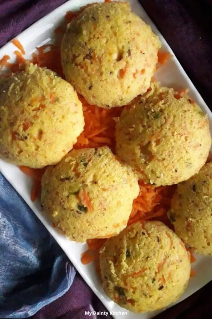 low carb Indian breakfast: moong dal idli