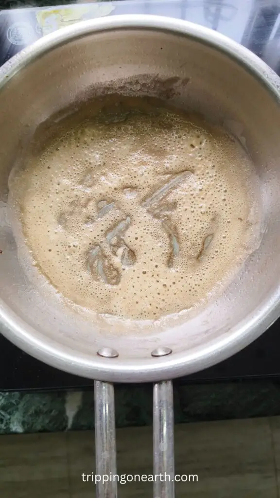 cooked refined flour in the skillet