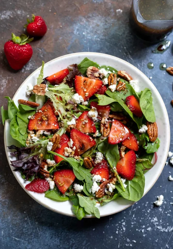 Salad Recipes For Easter: Strawberry Spinach Salad