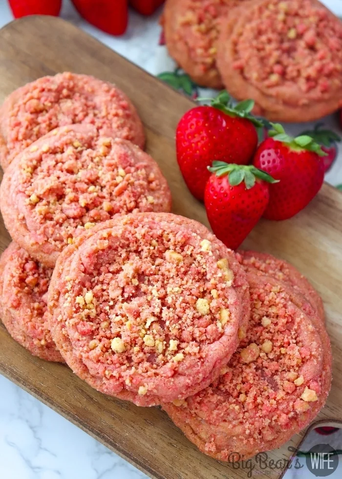 Summer Cookie Recipes: Strawberry Crunch Cookies