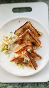 Coleslaw sandwich