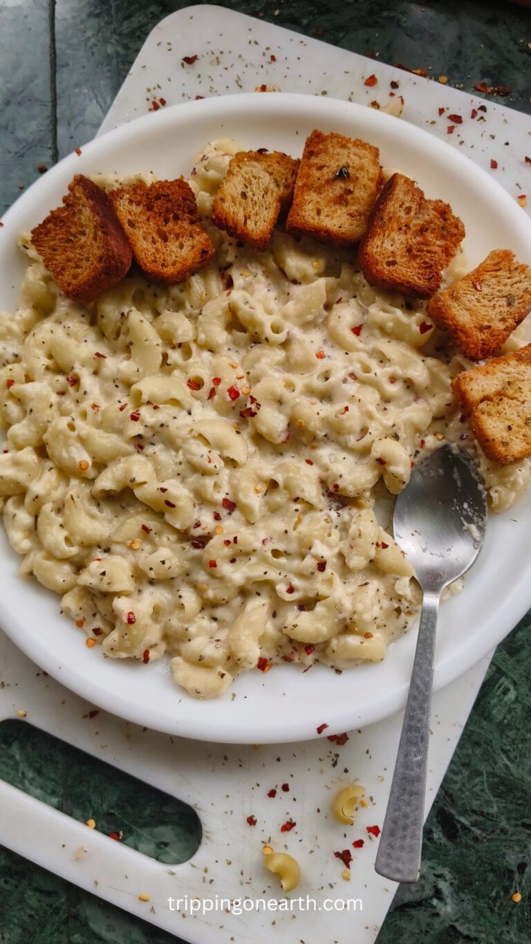 white cheddar mac and cheese