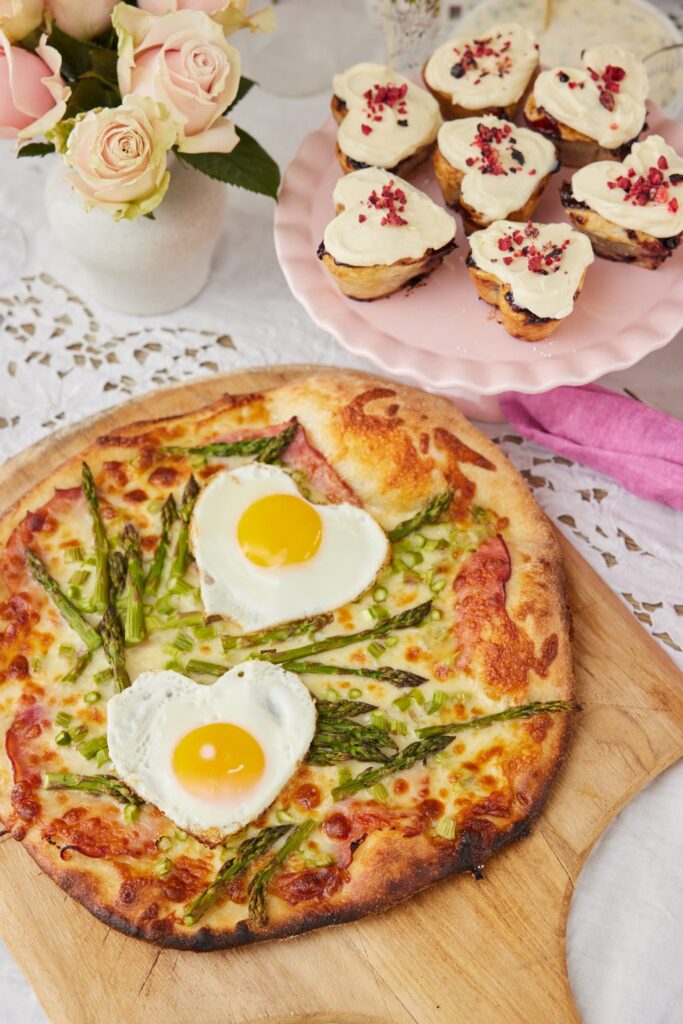 Valentine’s Breakfast Pizza